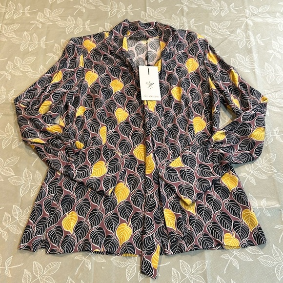 Ellen Eisemann Tops - Ladies Ellen Eisemann Top.